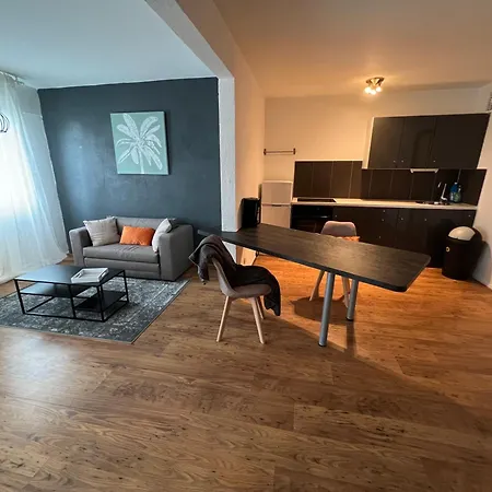 Mon Palmier Grand Parking Un-sejour-a-part Apartment *