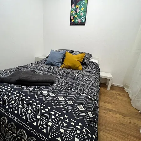 Mon Palmier Grand Parking Un-séjour-à-part Metz